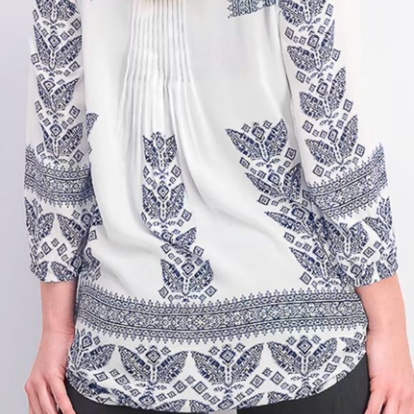 Pale Sky Pleated Blouse White and Dark Blue Combination - Picture 2 of 2